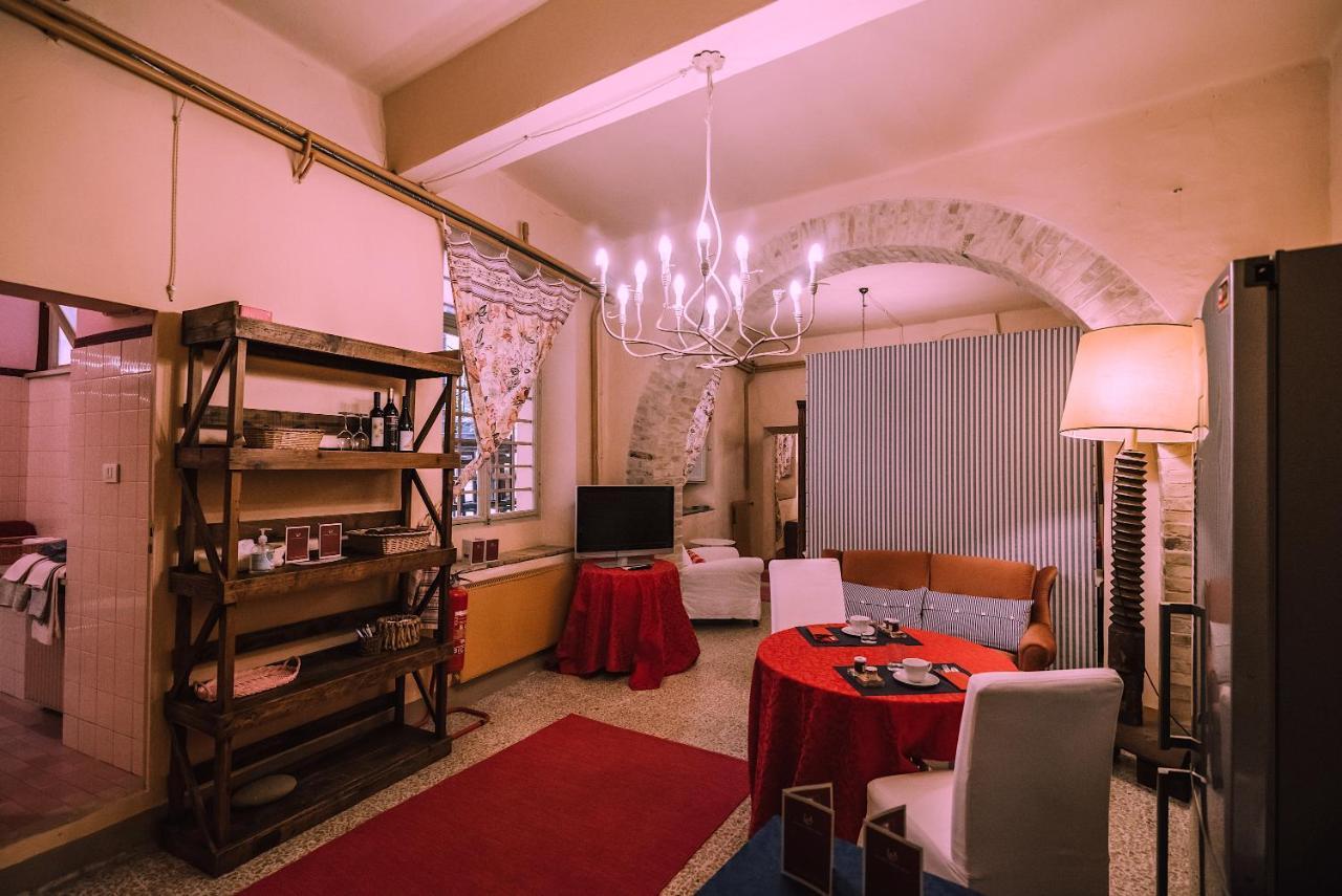 Palazzo Romani Adami Fermo Eksteriør billede