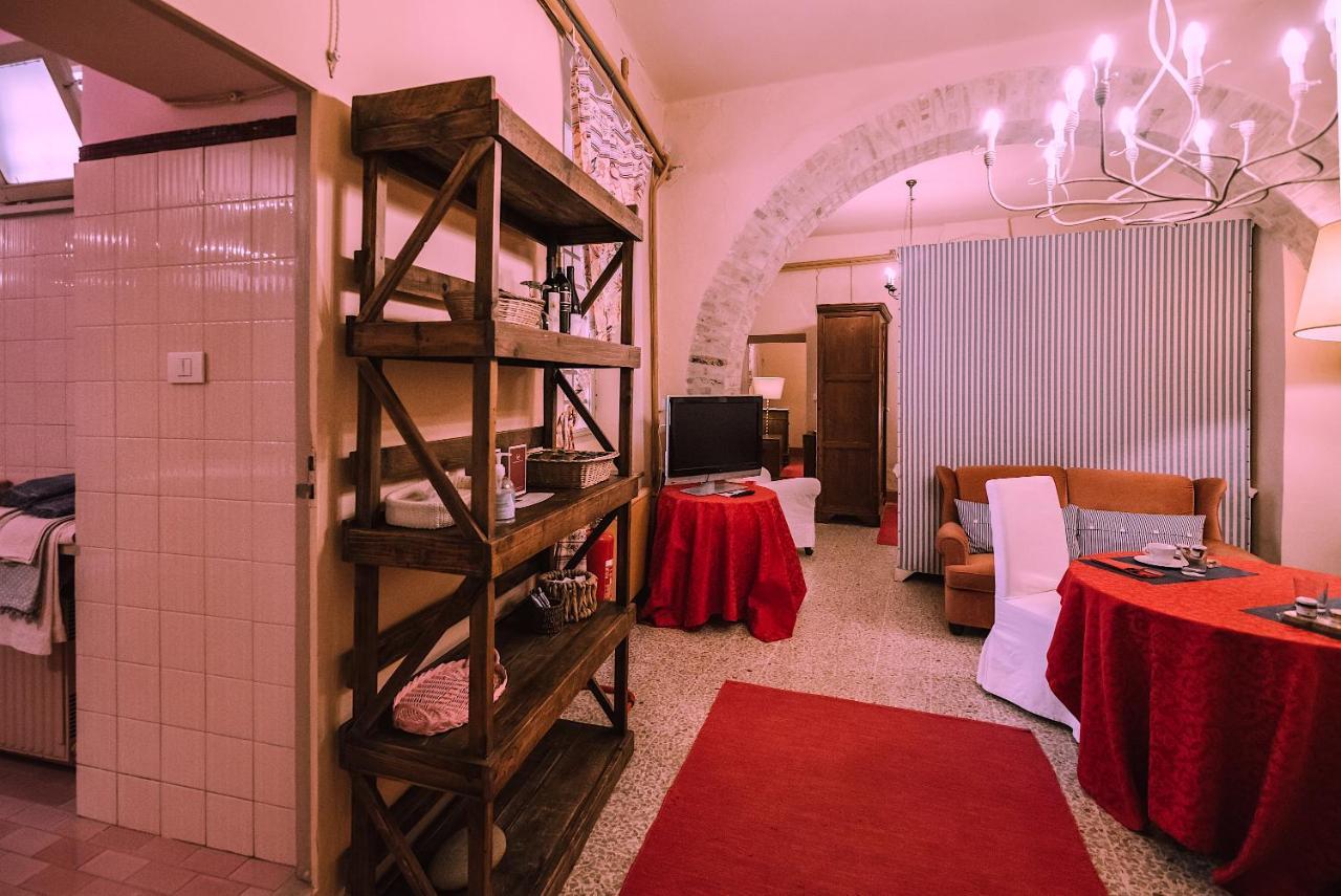 Palazzo Romani Adami Fermo Eksteriør billede
