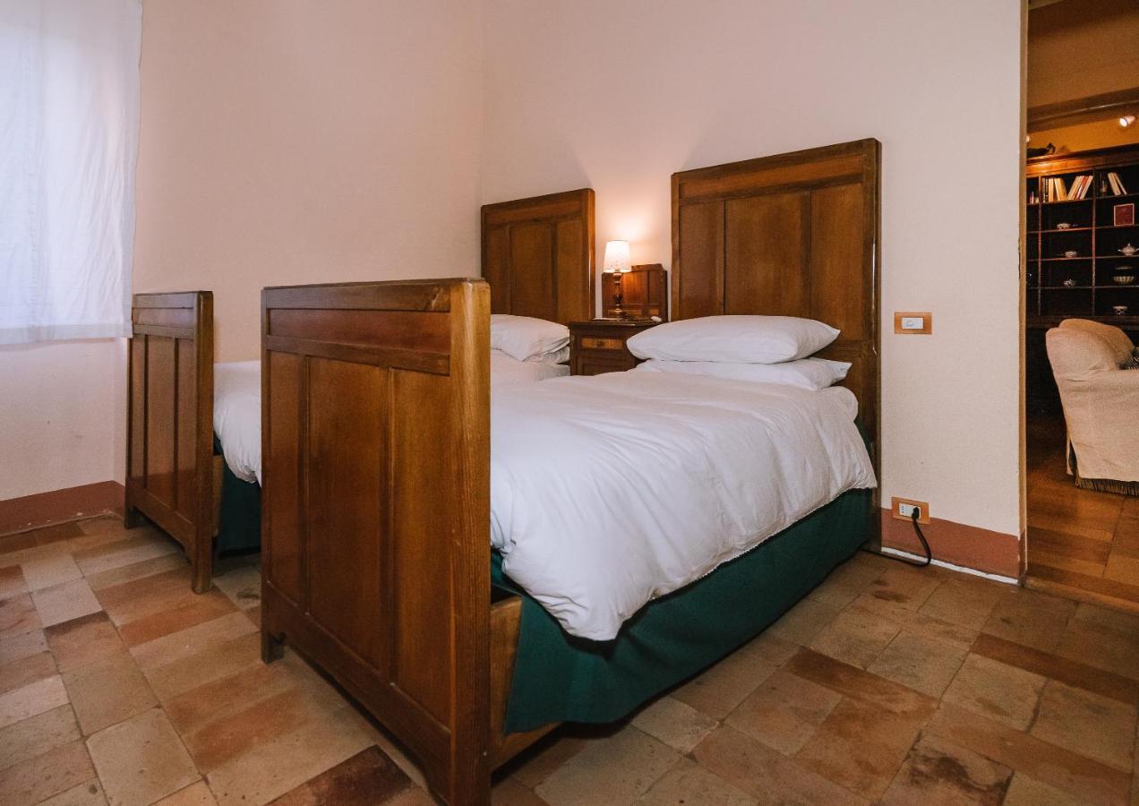 Palazzo Romani Adami Fermo Eksteriør billede